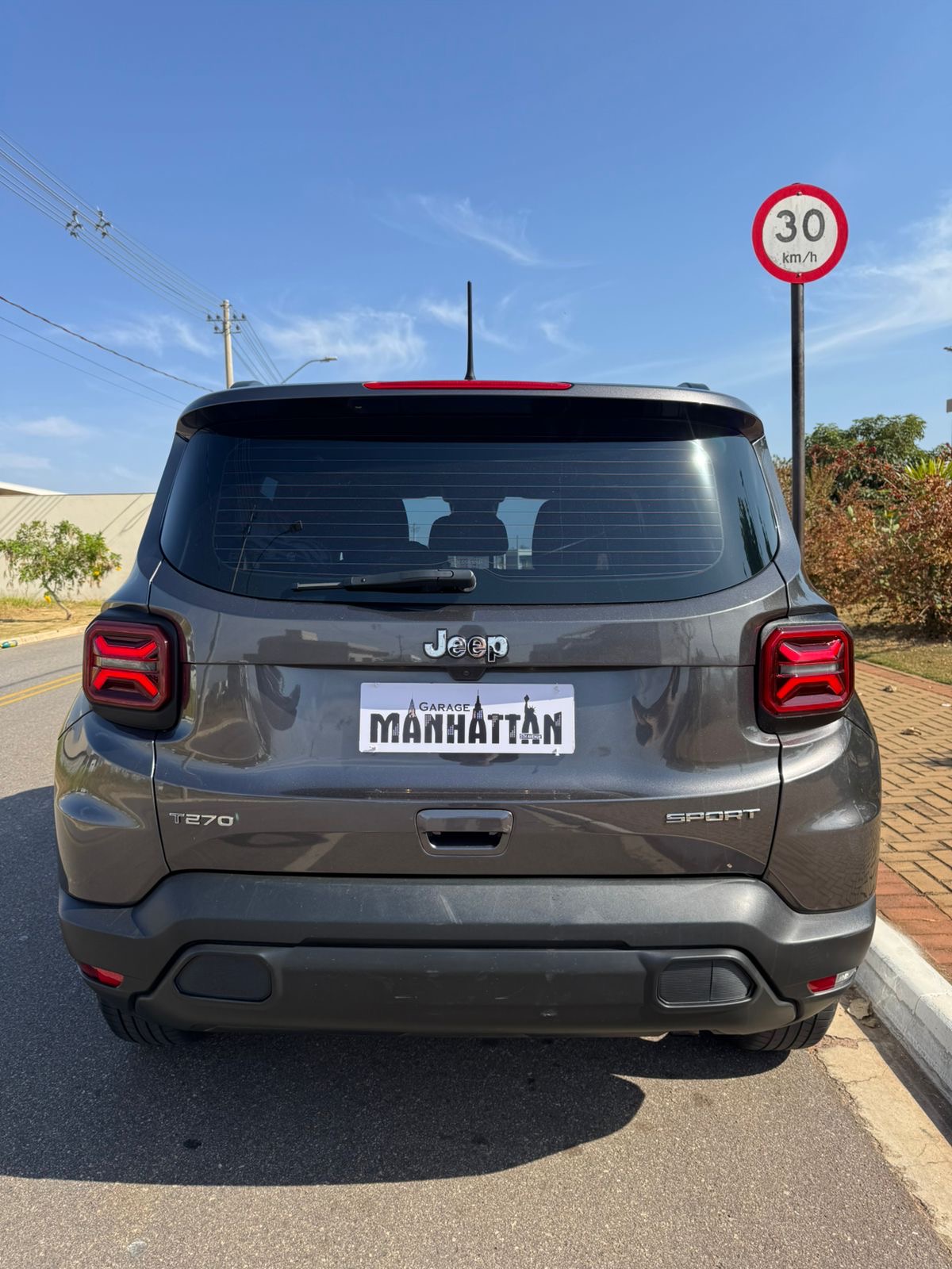 Jeep Renegade T270 Sport 1.3 Turbo 2023 - Miniatura 9